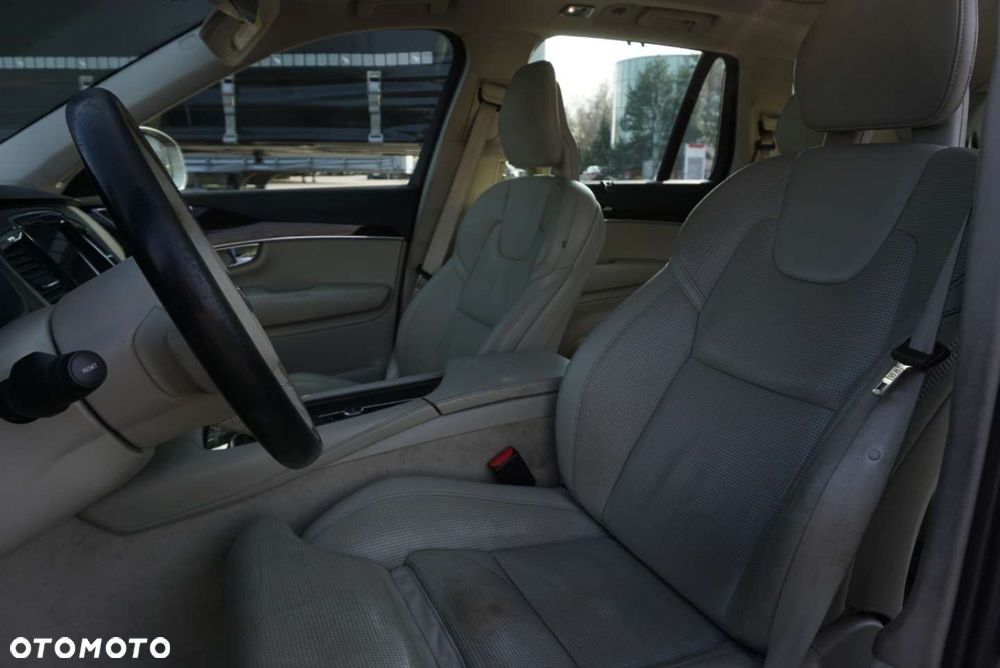 Volvo XC 90 D5 AWD Inscription - 16