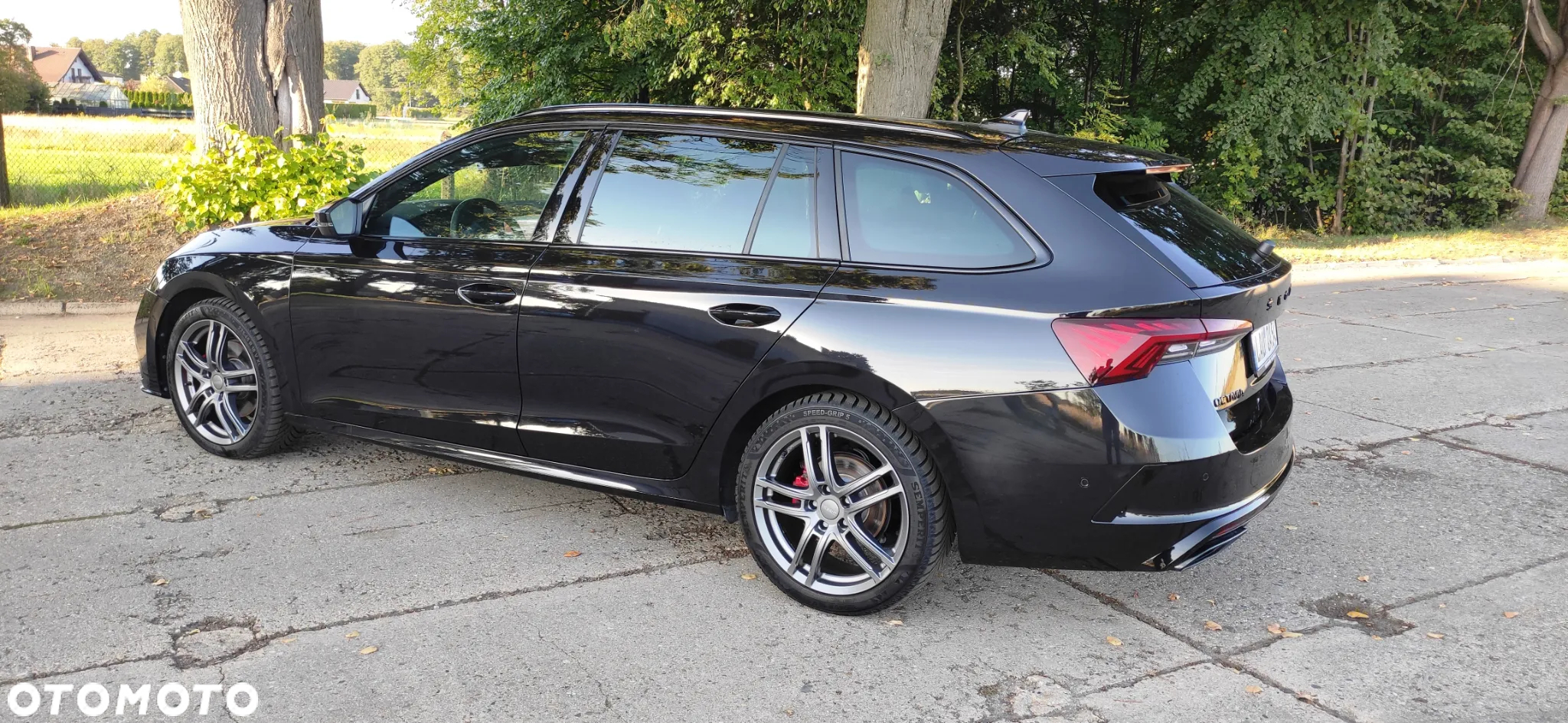 Skoda Octavia 2.0 TDI DSG RS Plus - 5