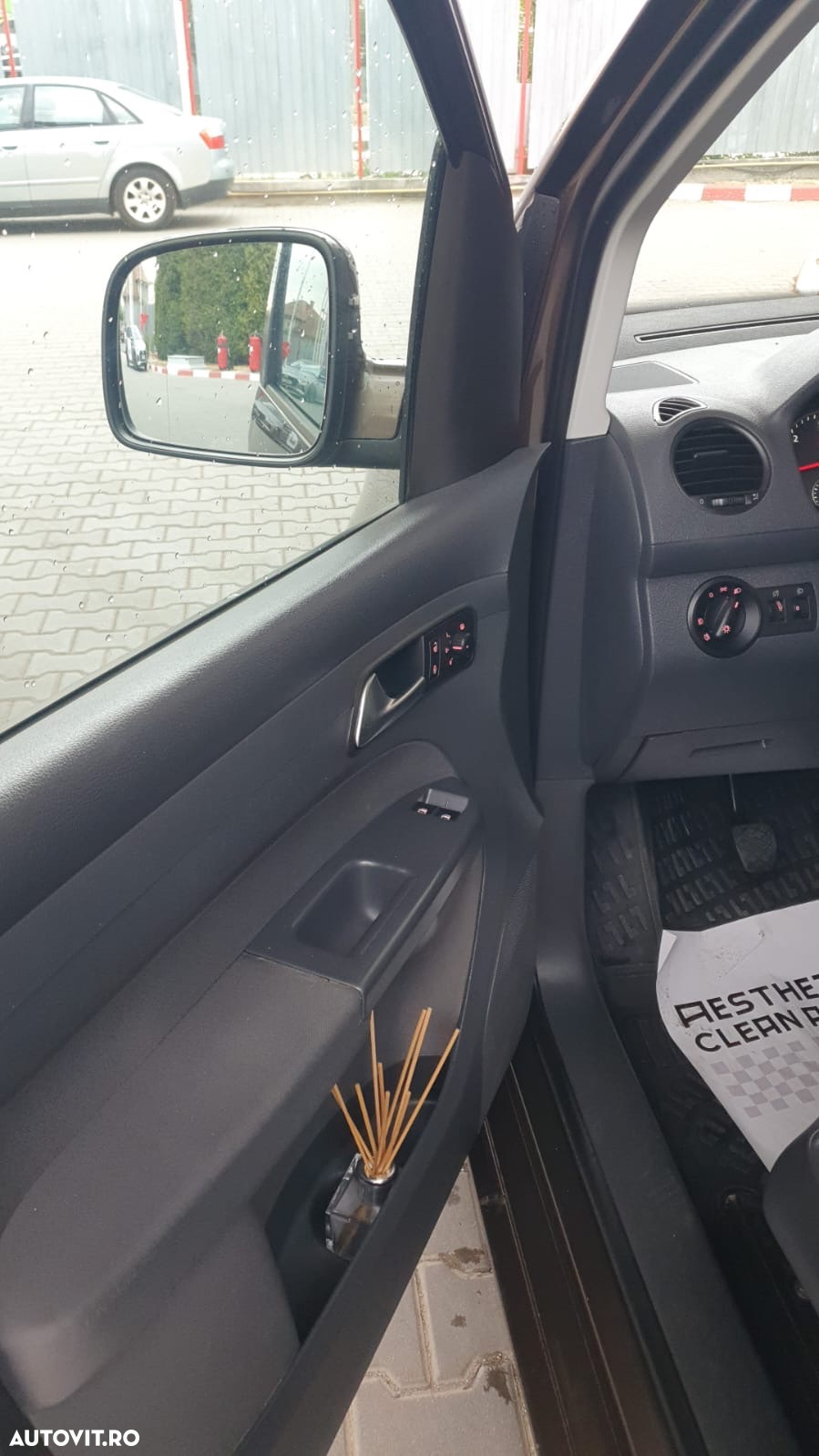 Volkswagen Caddy 1.6 TDI - 10