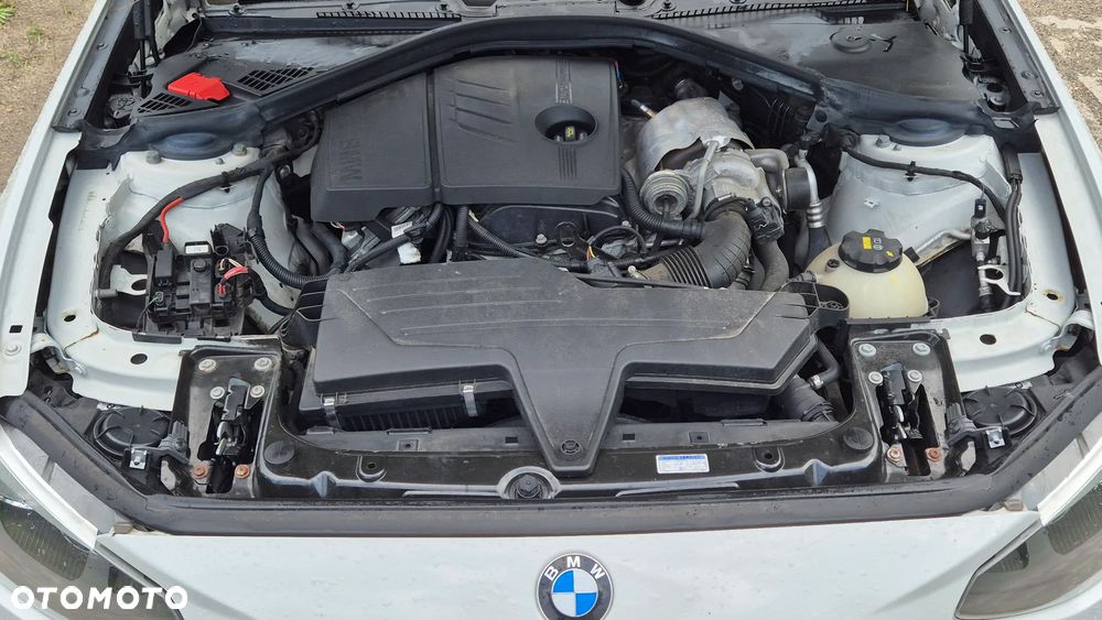 BMW Seria 1 116i Sport Line - 15