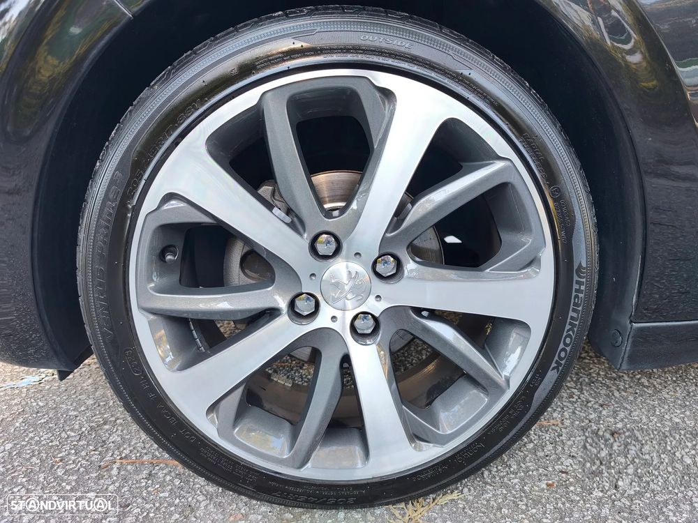 Peugeot 208 1.6 BlueHDi Allure - 18