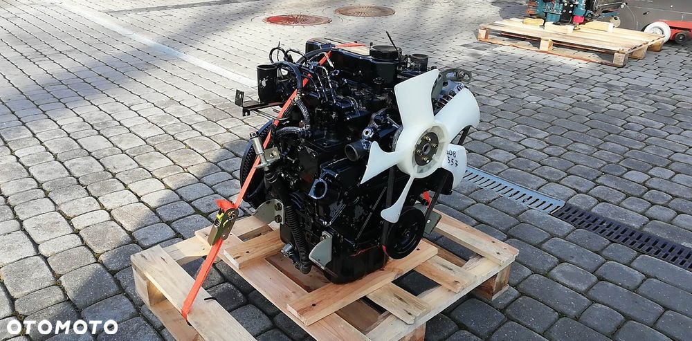 SILNIK Mitsubishi S3L2 S3L 9349 zł netto - 1