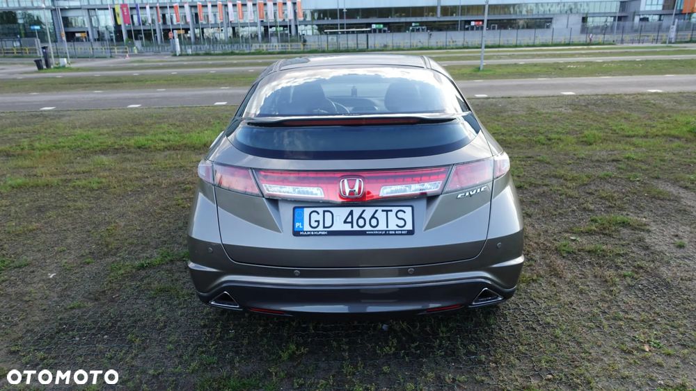 Honda Civic 1.8 Sport - 6