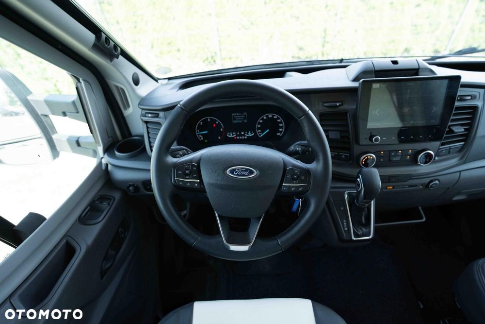 Ford Transit - 13