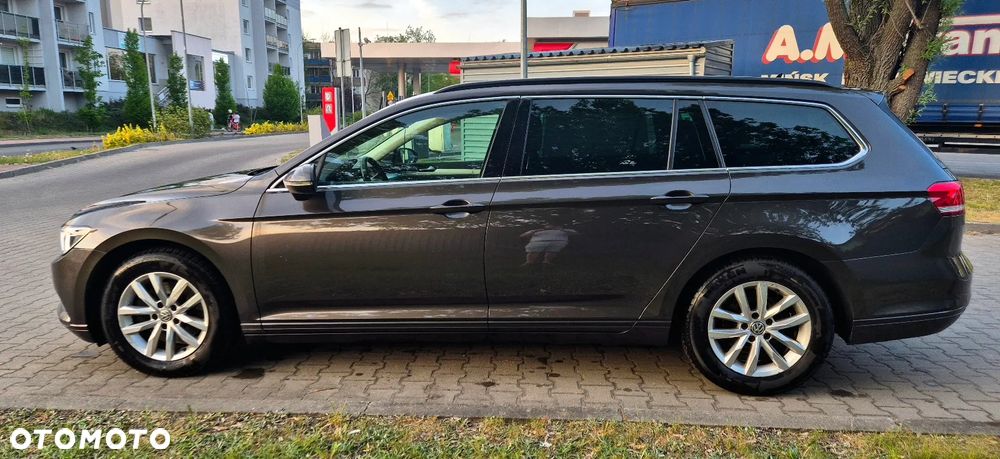 Volkswagen Passat 2.0 TDI (BlueMotion Technology) Highline - 2