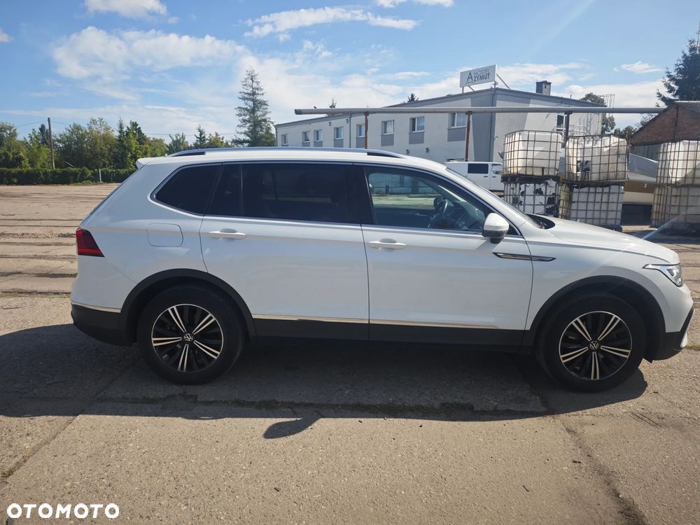 Volkswagen Tiguan - 3