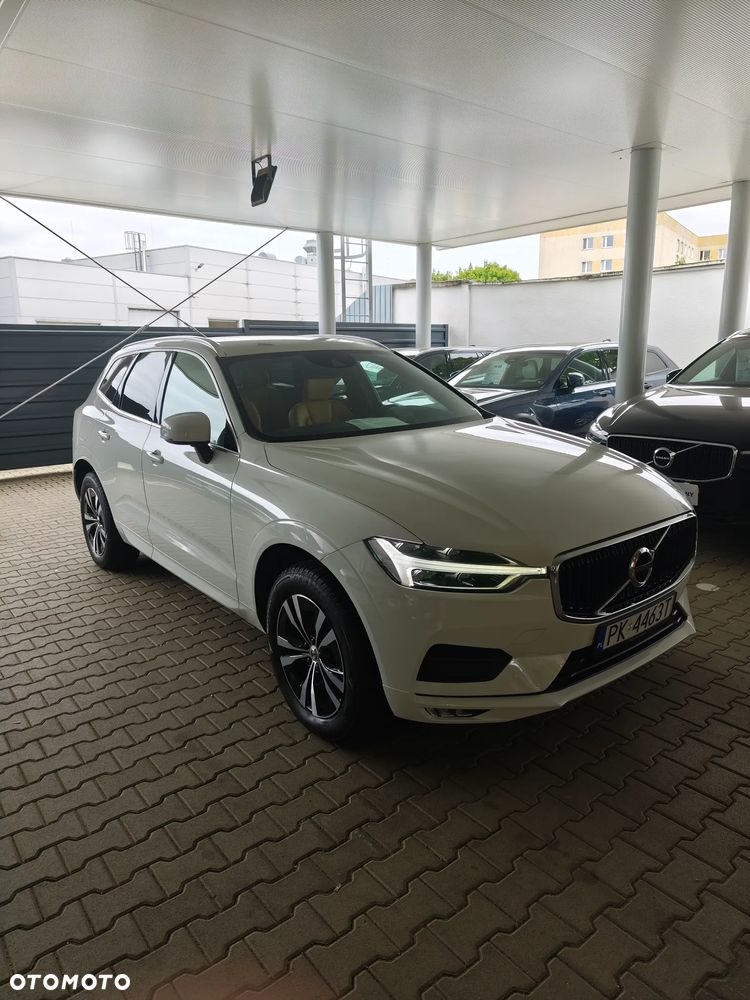 Volvo XC 60 B4 D AWD Momentum Pro - 8