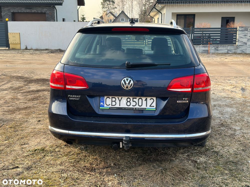 Volkswagen Passat 1.6 TDI BlueMotion Technology Comfortline - 6