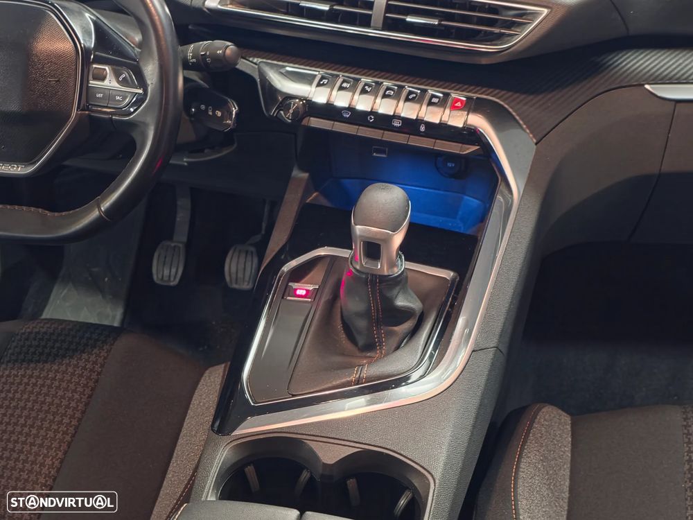 Peugeot 3008 1.5 BlueHDi Active - 14