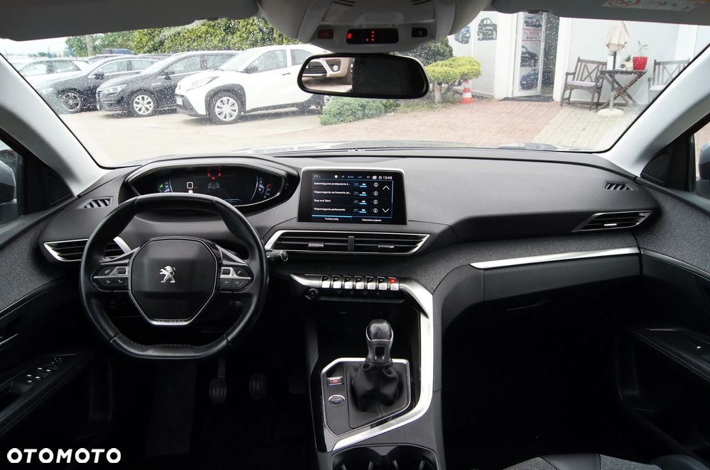 Peugeot 3008 1.5 BlueHDi Allure S&S - 12
