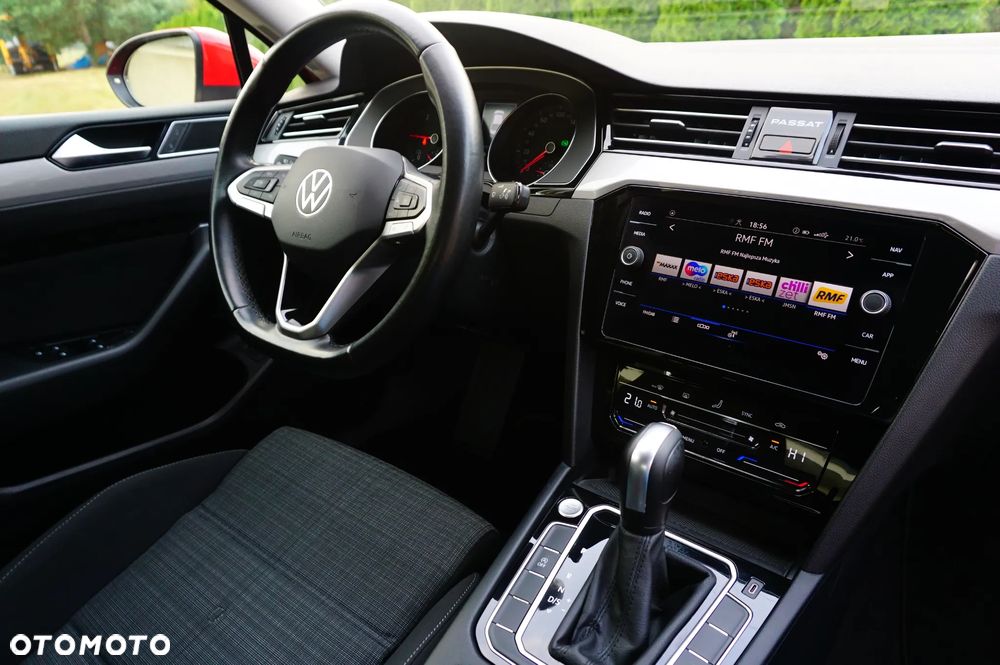 Volkswagen Passat 2.0 TDI EVO Business DSG - 28