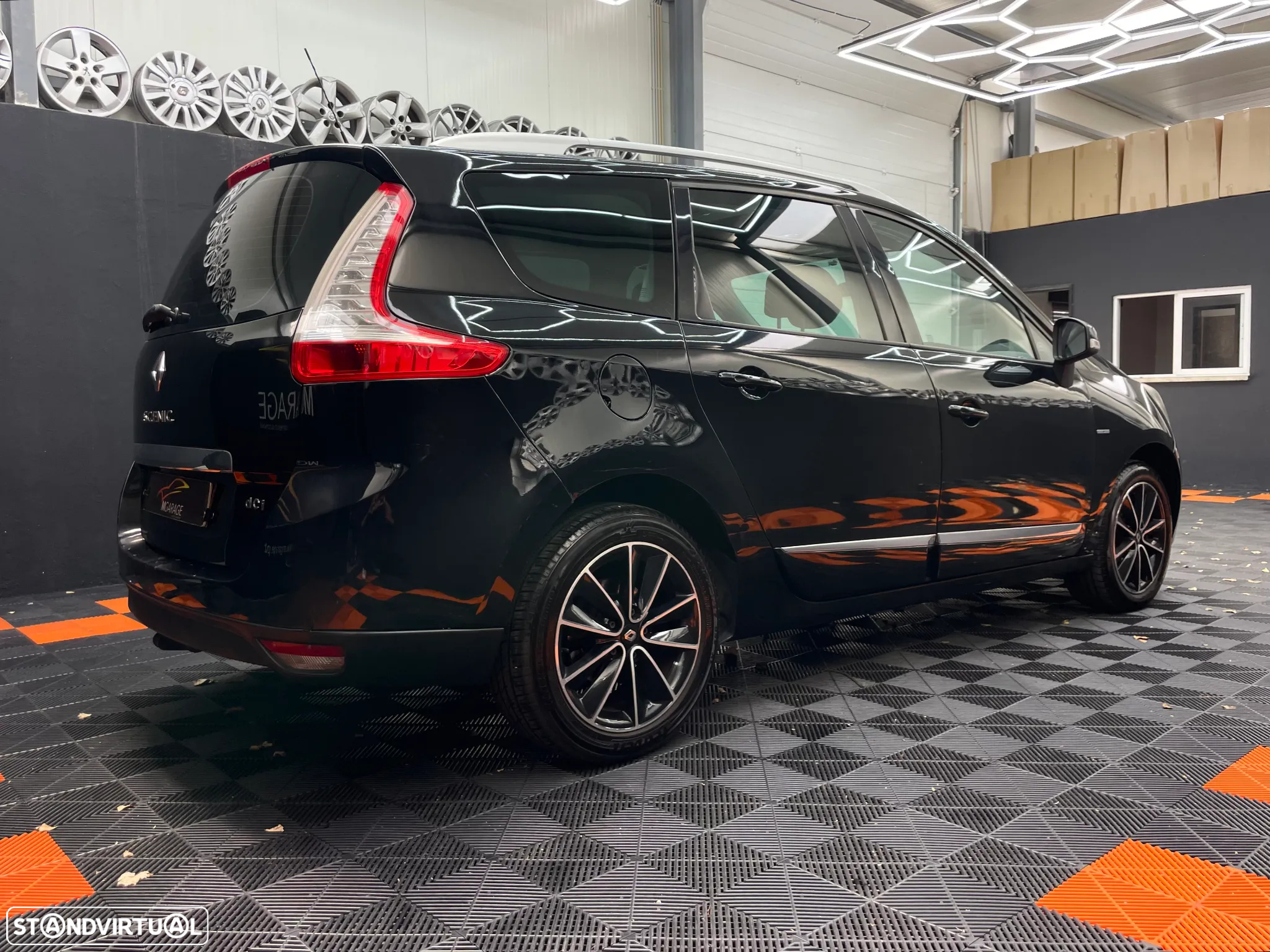 Renault Grand Scénic 1.5 dCi Bose Edition SS - 3
