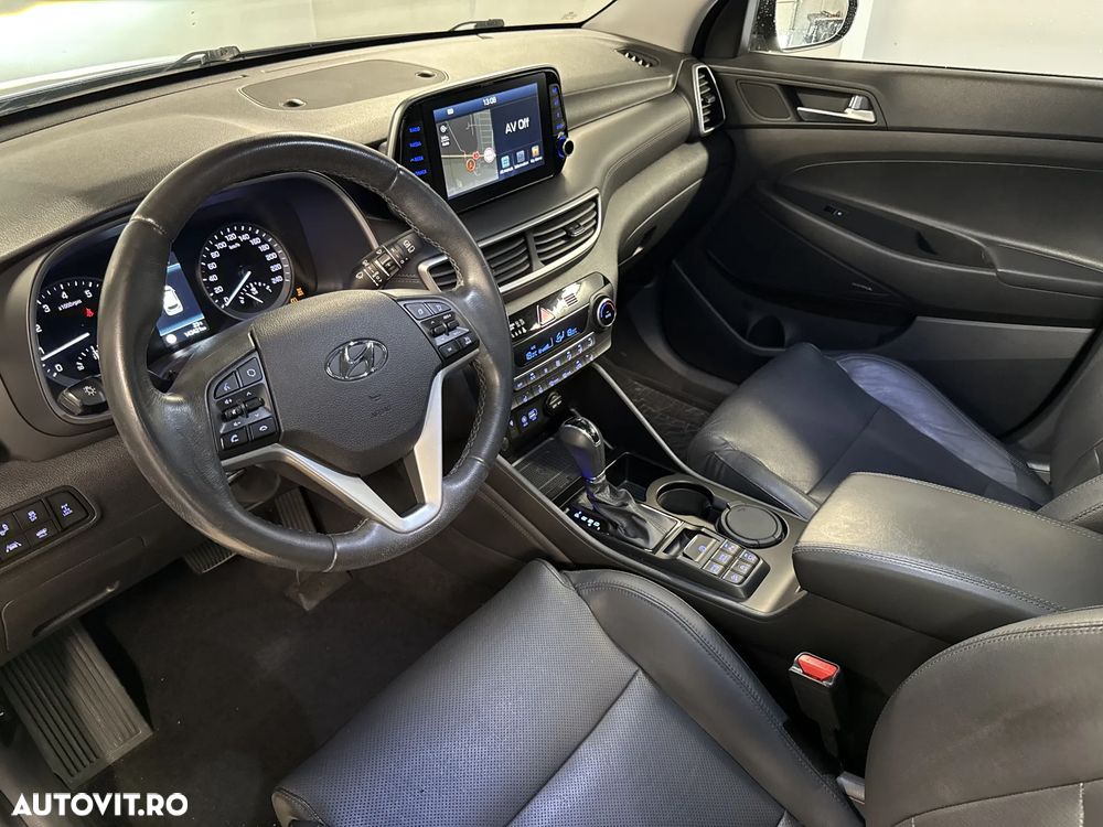 Hyundai Tucson 1.6 T-GDi 4WD 7DCT Luxury - 10