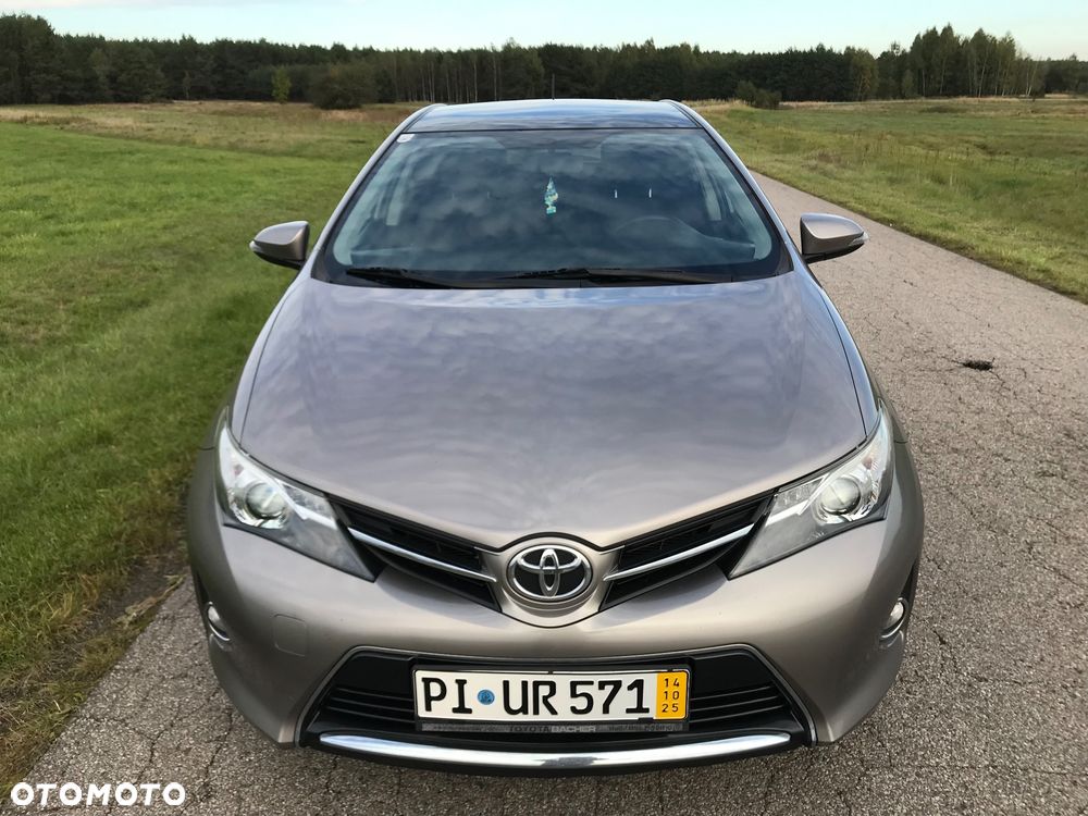 Toyota Auris - 2