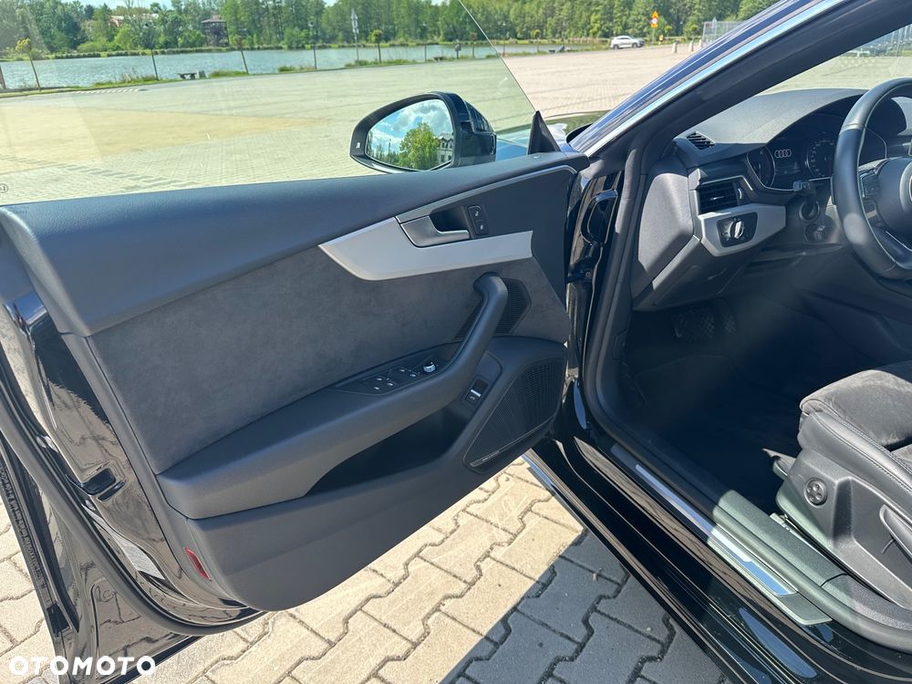 Audi A5 Limousine - 8