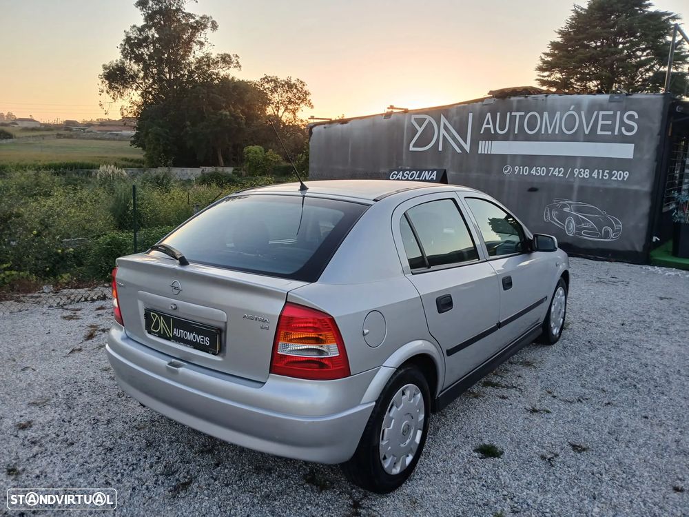 Opel Astra 1.4 Club - 3