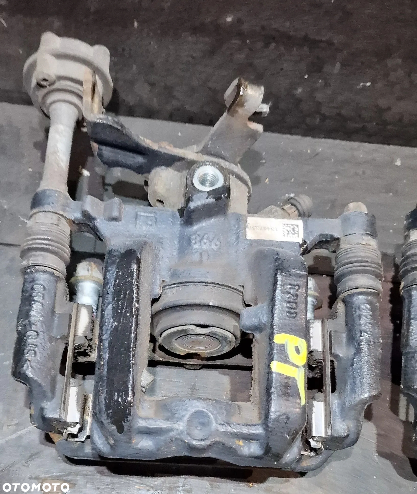 ZACISK HAMULCOWY TYŁ PRAWY LEWY 13467355 13467356 OPEL ASTRA IV J GTC OPC 1.6 T - 4