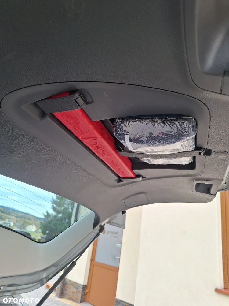 Opel Astra 2.0 CDTI DPF Active - 24