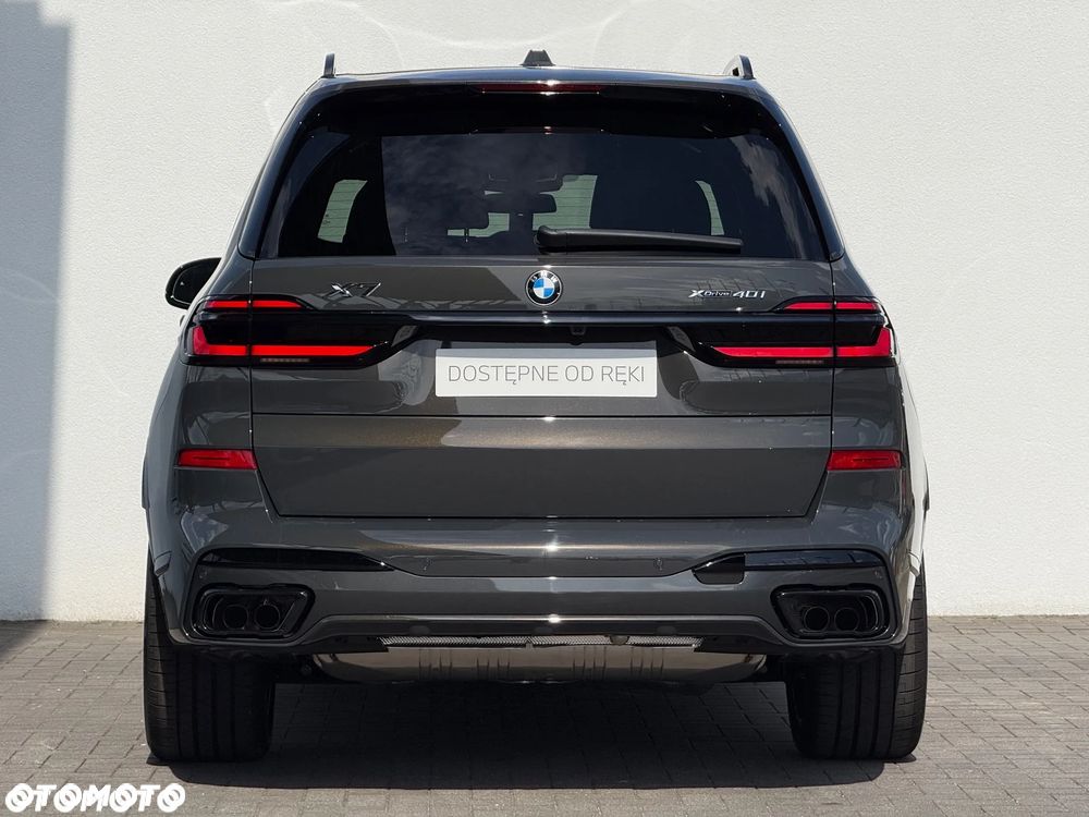 BMW X7 - 10