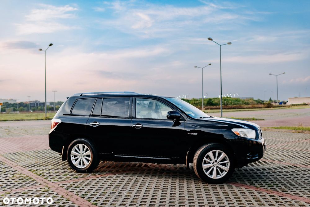 Toyota Highlander - 4