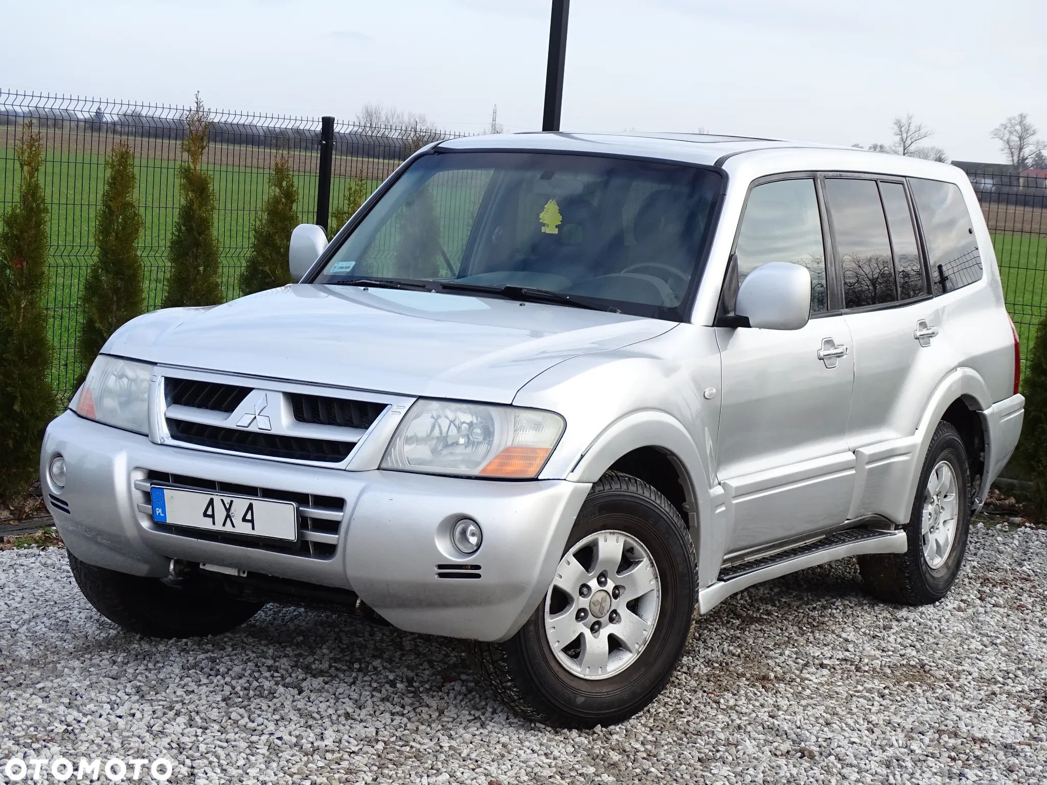 Mitsubishi Pajero 3.2 DID 7os - 1