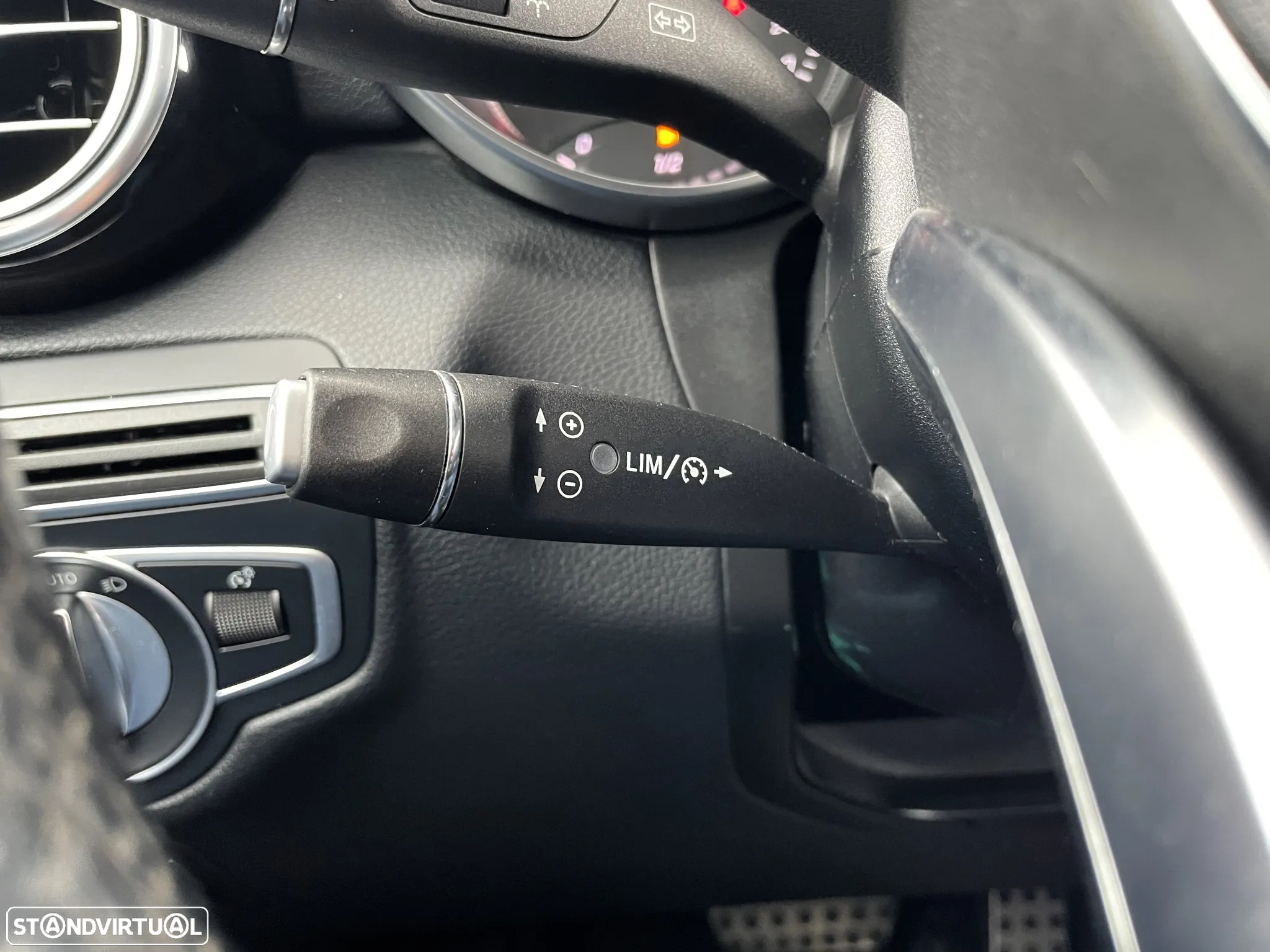 Mercedes-Benz GLC 250 d Off-Road 4-Matic - 44