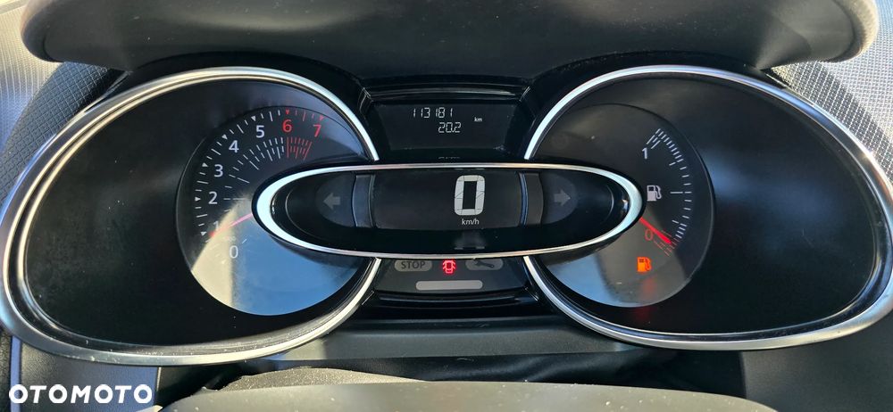 Renault Clio 0.9 TCe Limited - 32