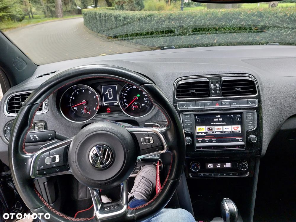 Volkswagen Polo - 14