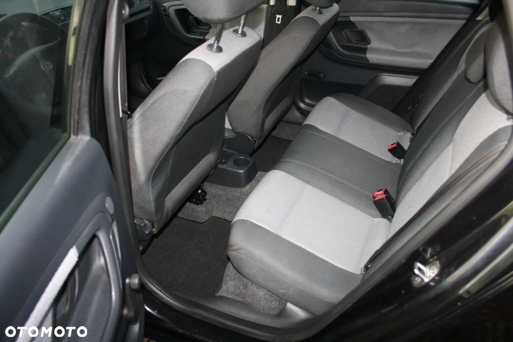 Skoda Fabia 1.2 12V Ambition Plus - 12