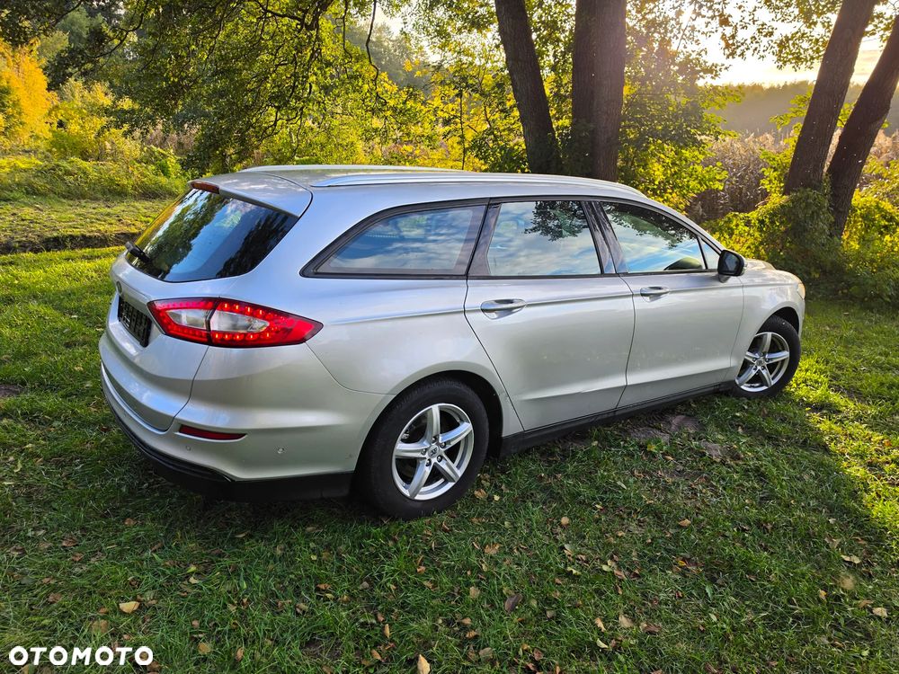 Ford Mondeo 2.0 TDCi ECOnetic Start-Stopp Business Edition - 17
