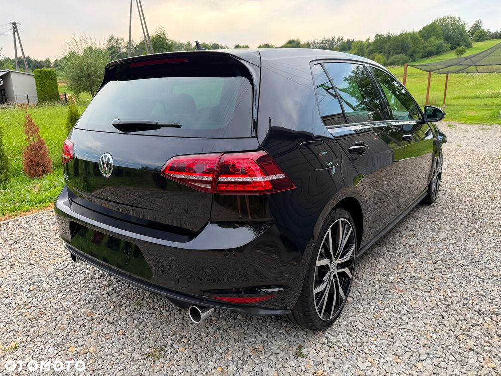 Volkswagen Golf GTI Performance BlueMotion Technology DSG - 17