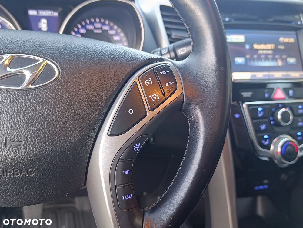 Hyundai i30 1.6 GDI Comfort - 10