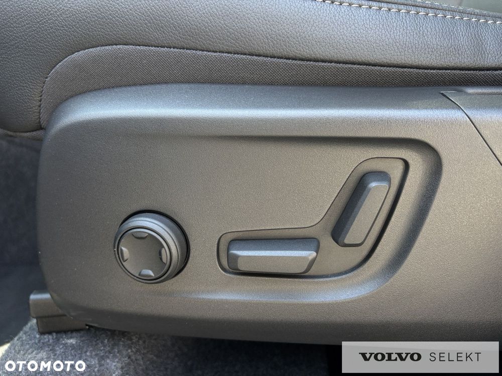 Volvo XC 40 - 12