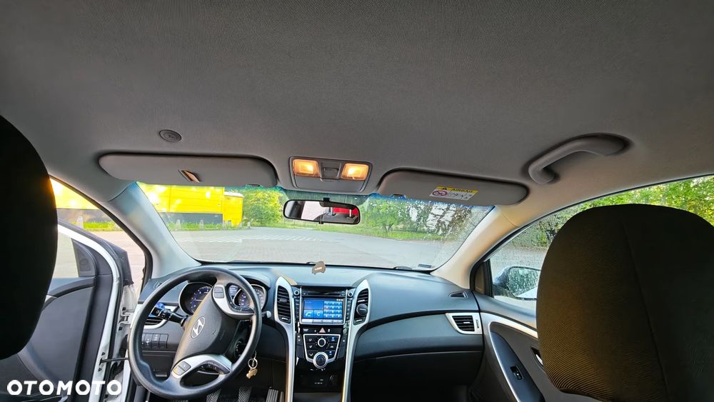 Hyundai i30 1.6 CRDi BlueDrive Comfort - 22