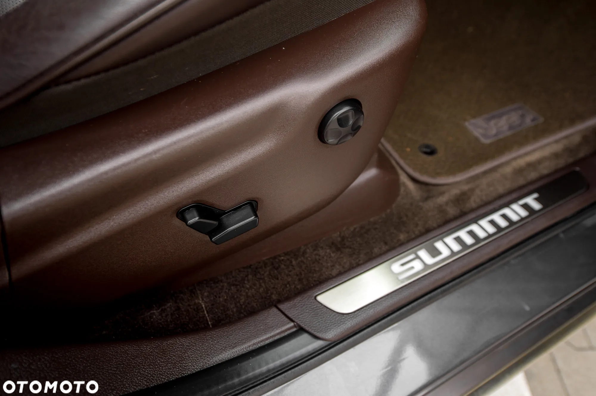 Jeep Grand Cherokee 3.0 CRD Summit - 31