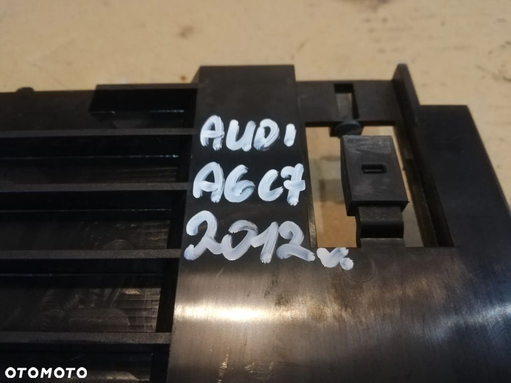 Audi A6 C7 popielniczka przód 4G0863273 - 3