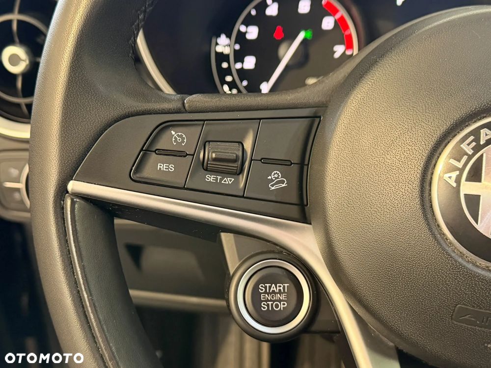 Alfa Romeo Stelvio 2.0 Turbo Q4 - 20