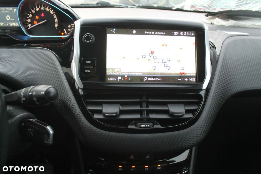 Peugeot 2008 - 17