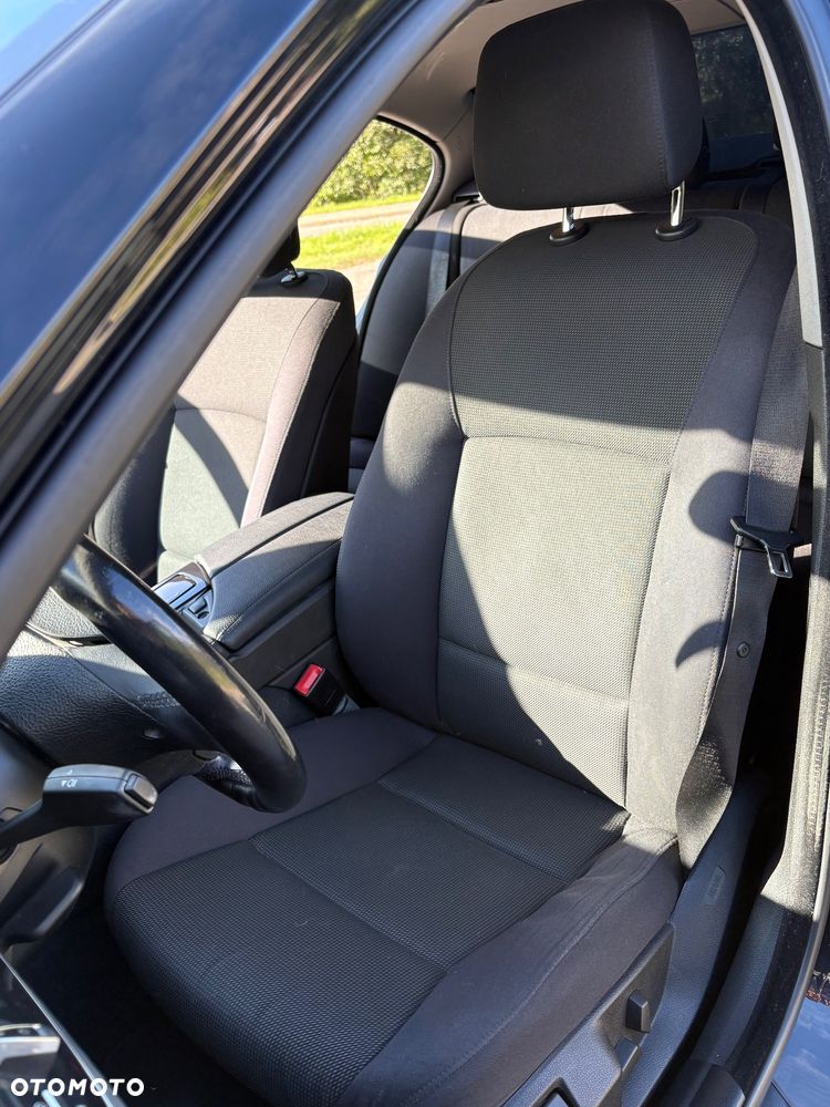 BMW Seria 5 - 30