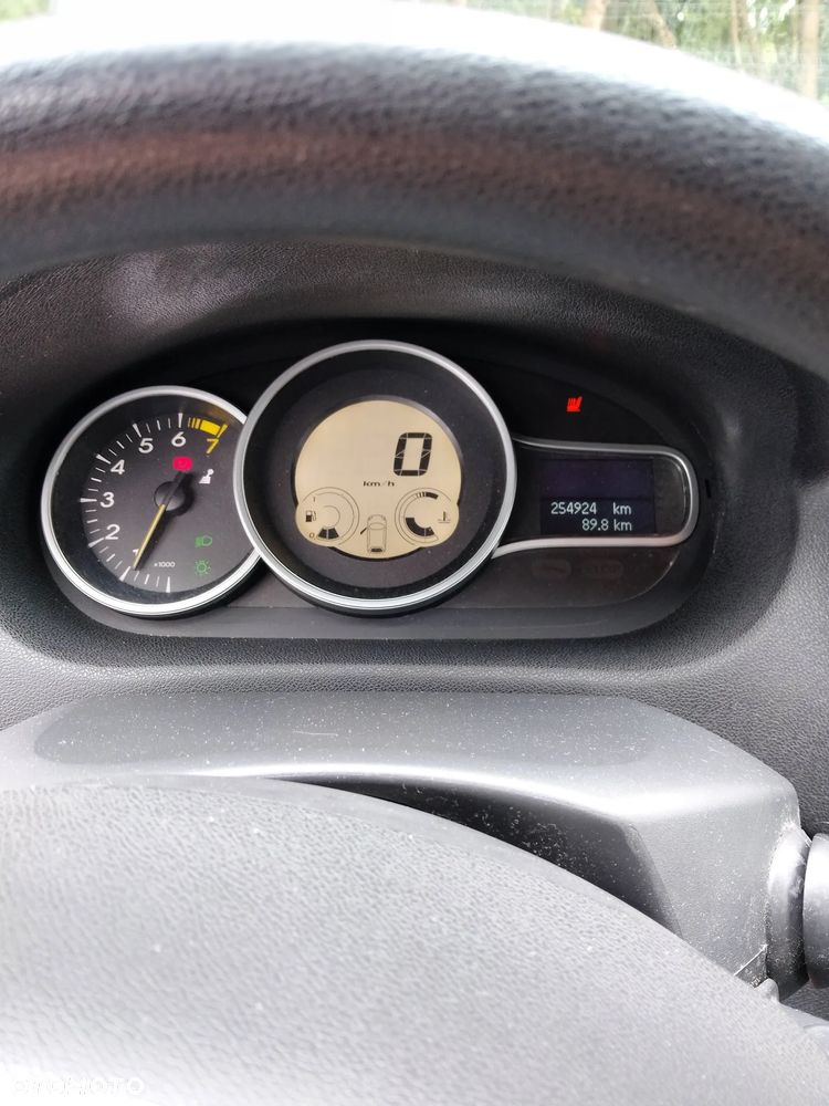 Renault Megane 1.6 16V Dynamique - 9
