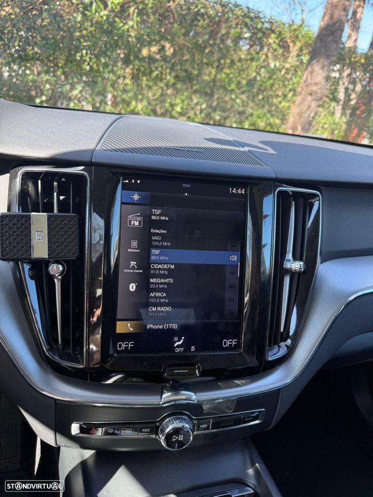 Volvo XC 60 - 4