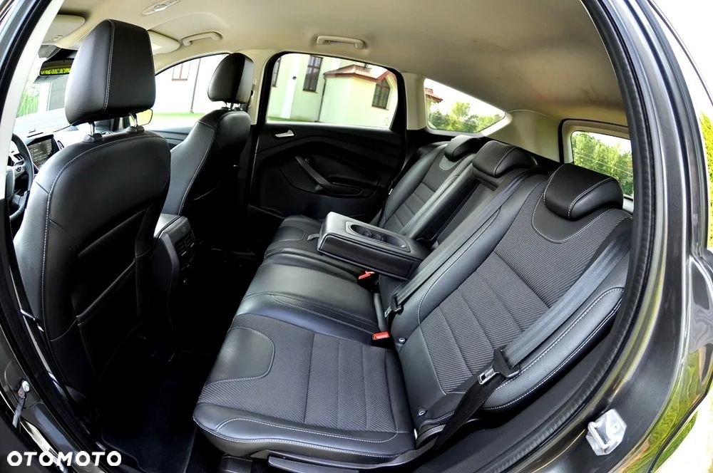 Ford Kuga 2.0 TDCi FWD Titanium - 18