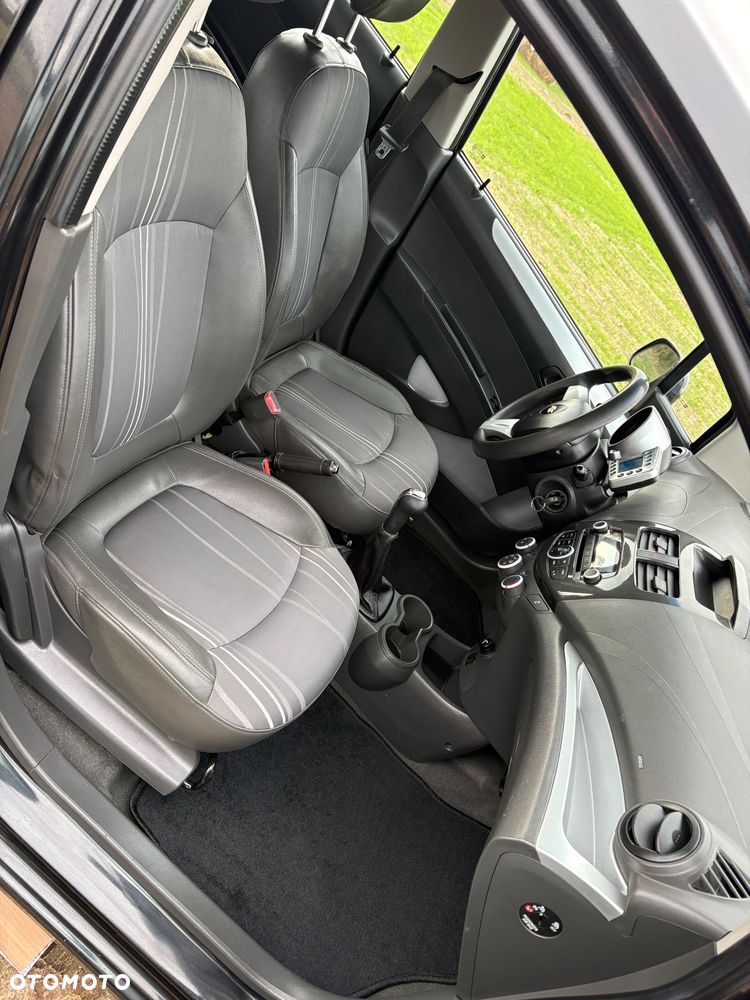 Chevrolet Spark 1.0 + - 28