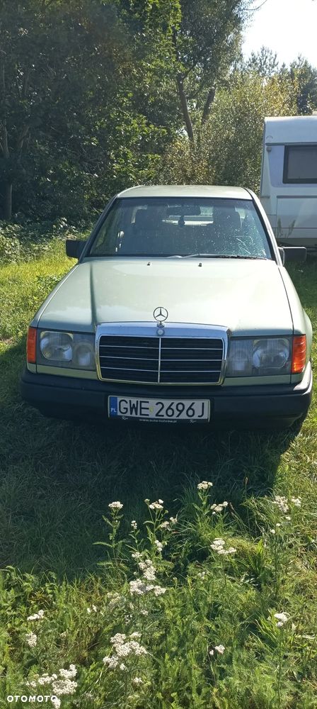Mercedes-Benz W124 (1984-1993) - 1
