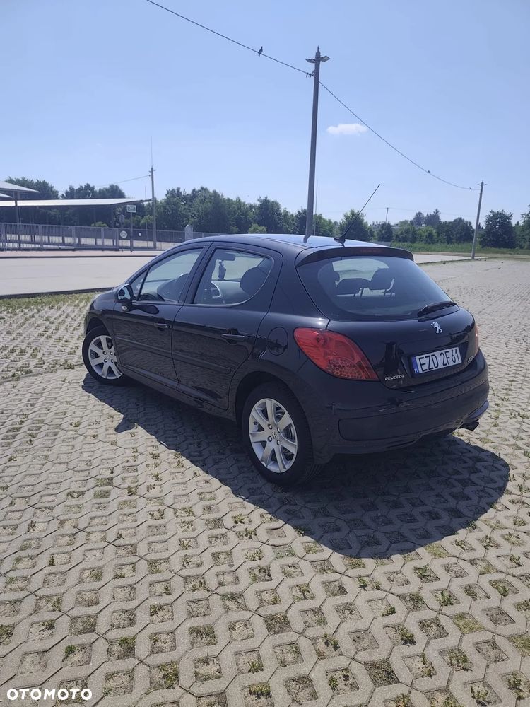 Peugeot 207 1.6 HDi 16V Trendy - 4