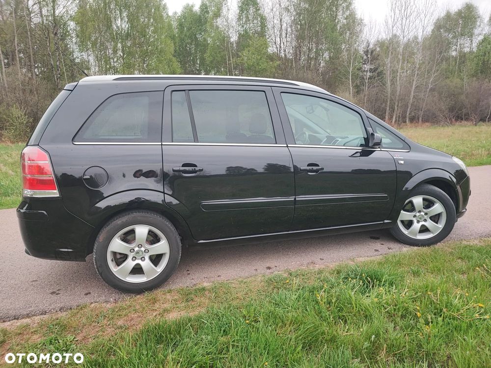 Opel Zafira 2.0 Turbo Sport - 33