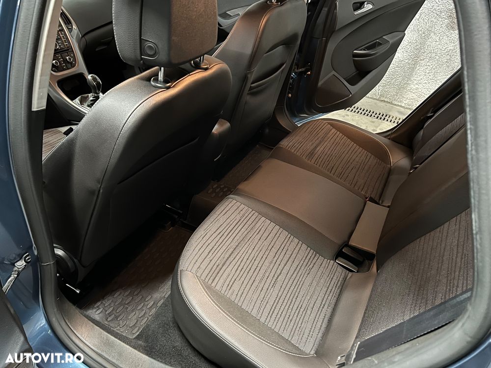 Opel Astra 1.6 CDTI Start/Stop Cosmo - 17