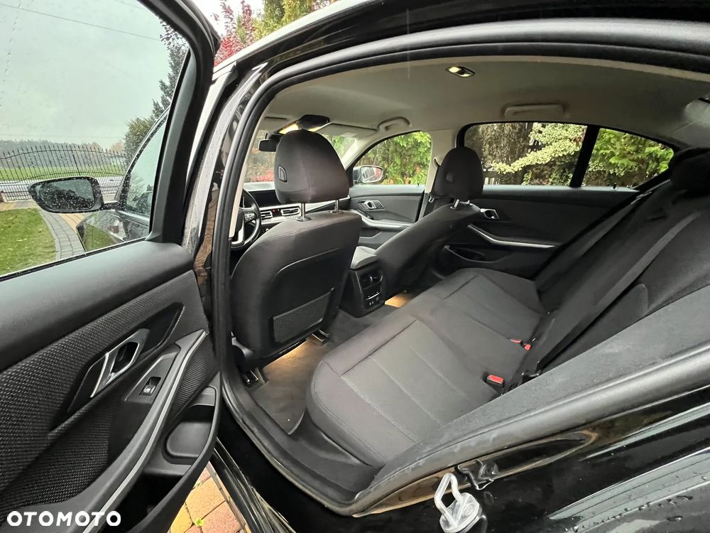 BMW Seria 3 - 11