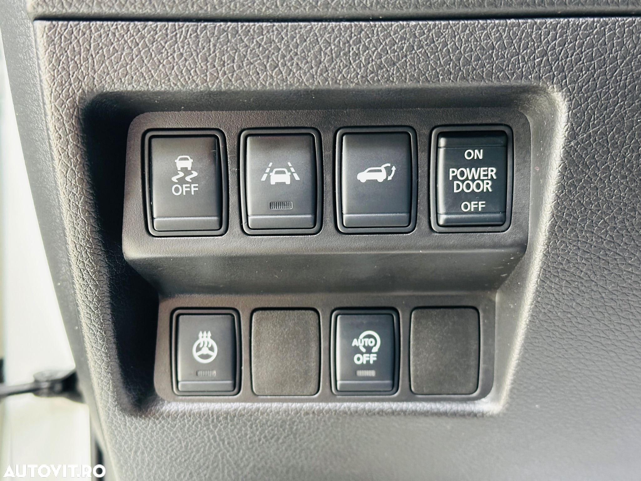 Nissan X-Trail - 28