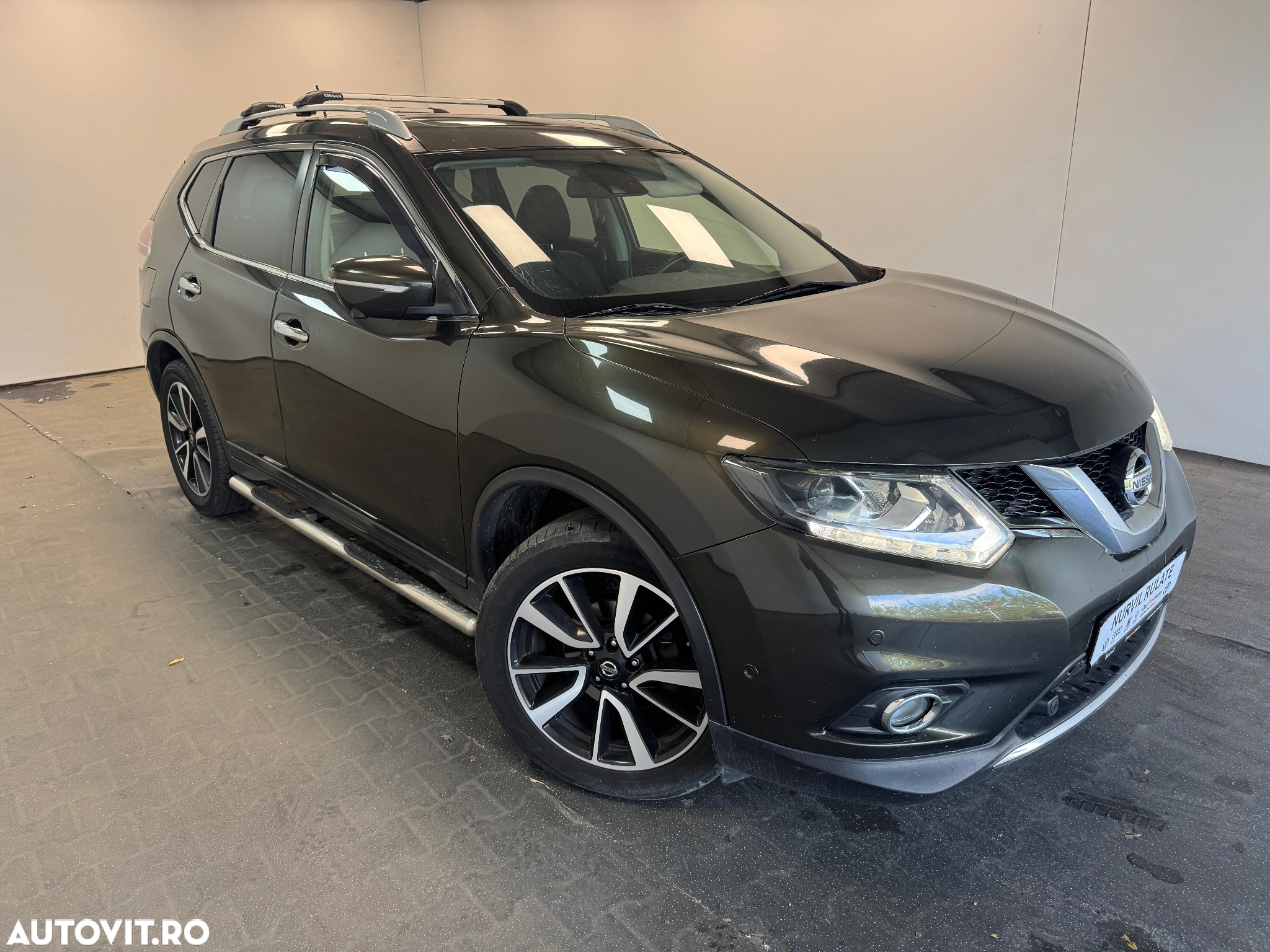 Nissan X-Trail 1.6 dCi ALL-MODE 4x4i Acenta - 32